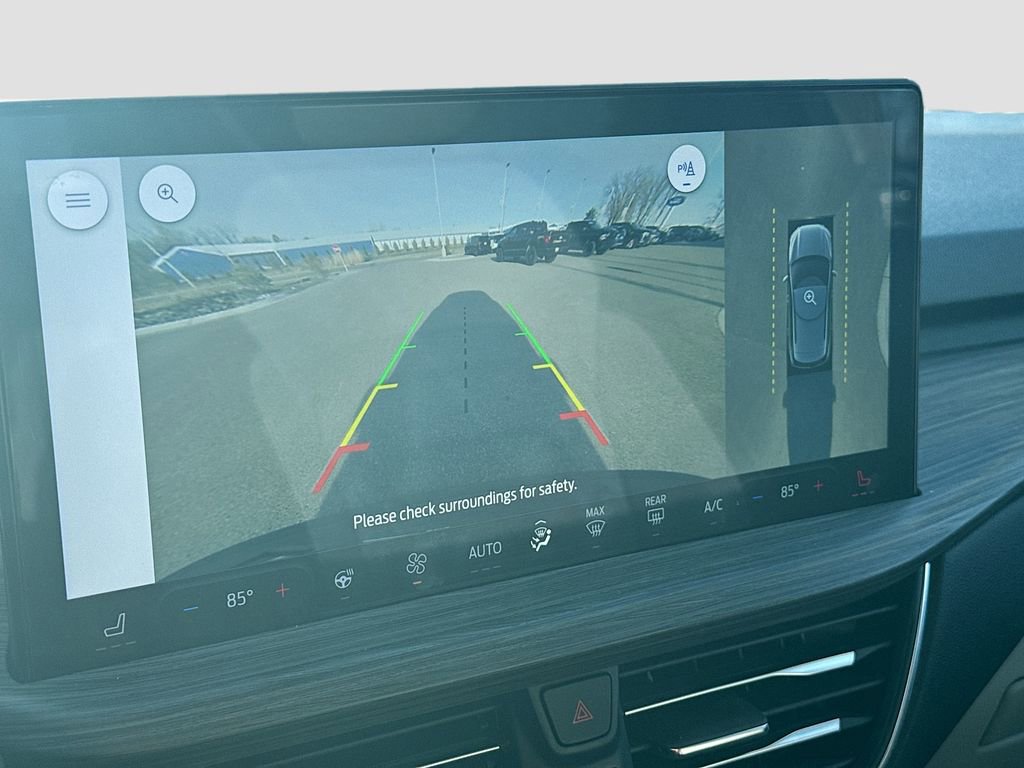 Certified 2023 Ford Escape Platinum w/ Premium Technology Package image 12