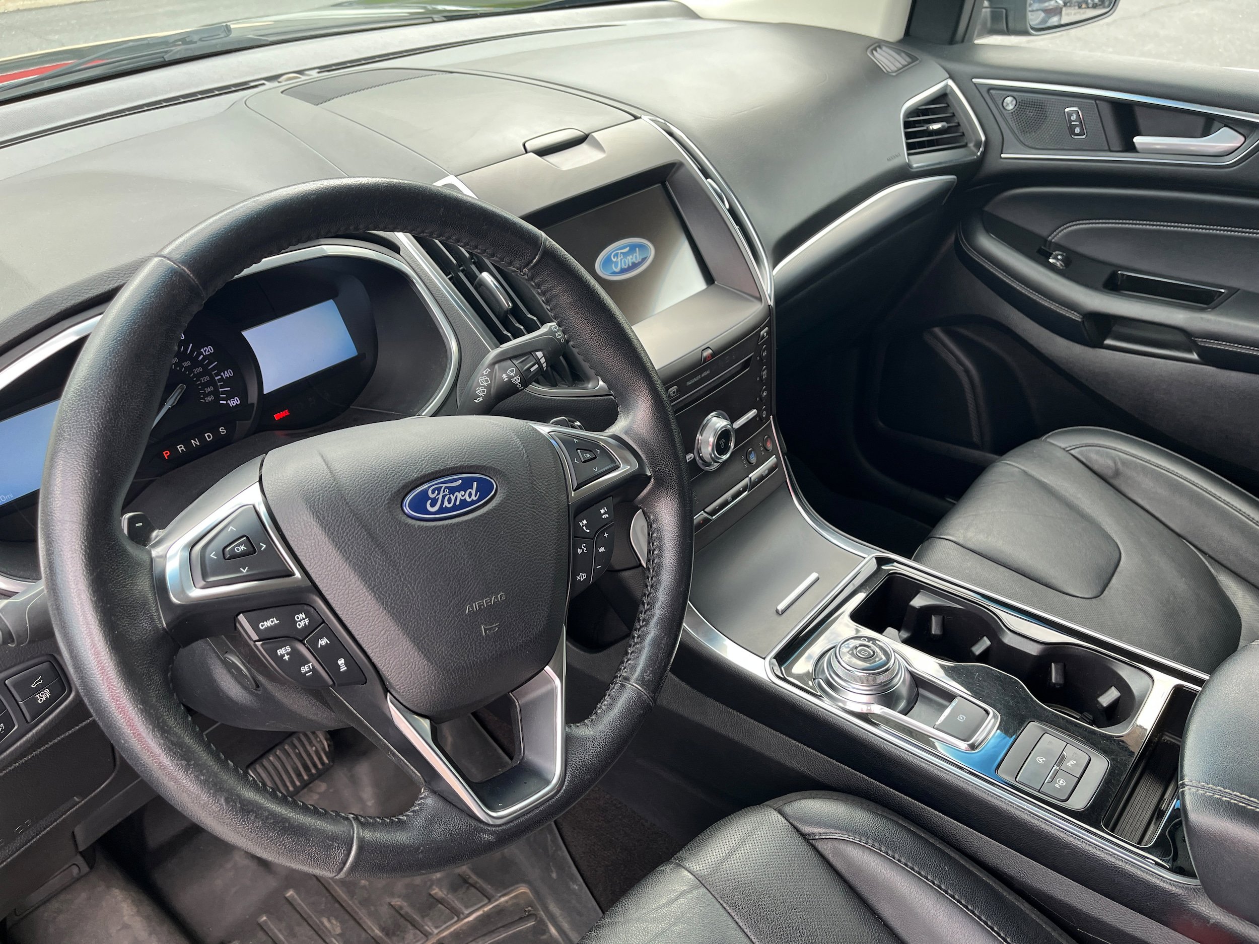 Certified 2019 Ford Edge Titanium w/ Equipment Group 301A AWD/4WD image 7