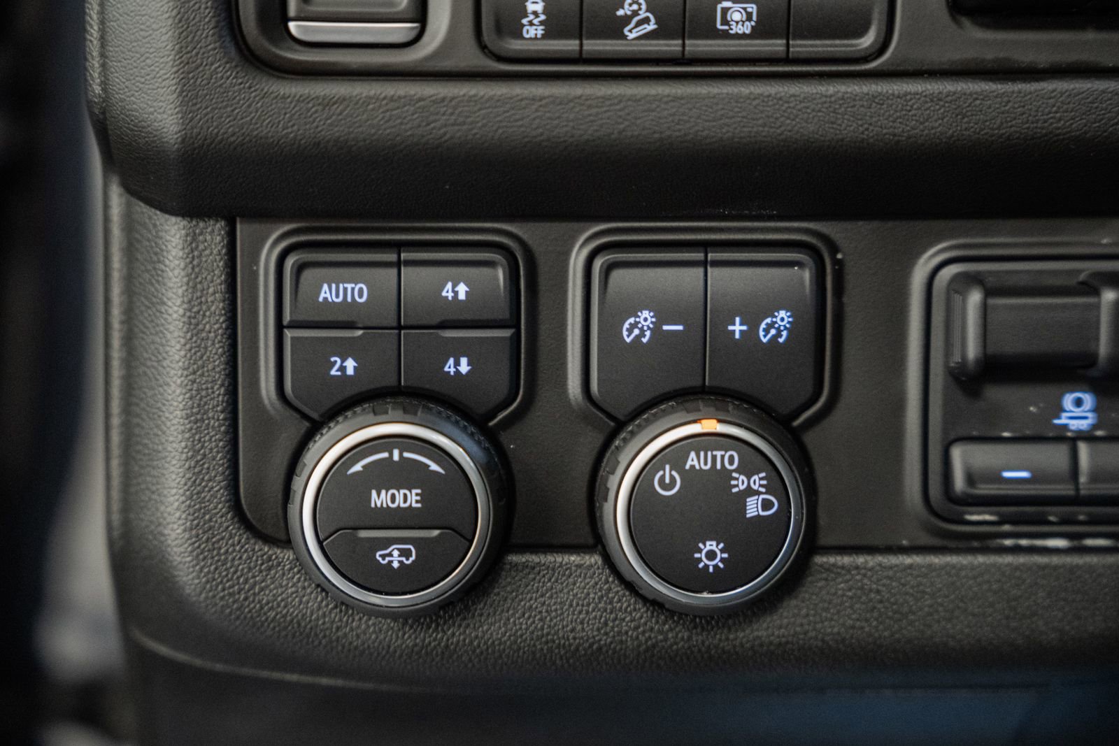 Used 2023 Chevrolet Tahoe High Country image 51