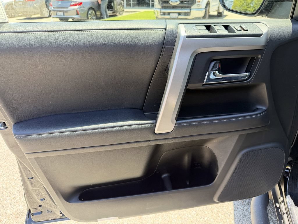 Used 2024 Toyota 4Runner SR5 Premium w/ Moonroof Package AWD/4WD image 22