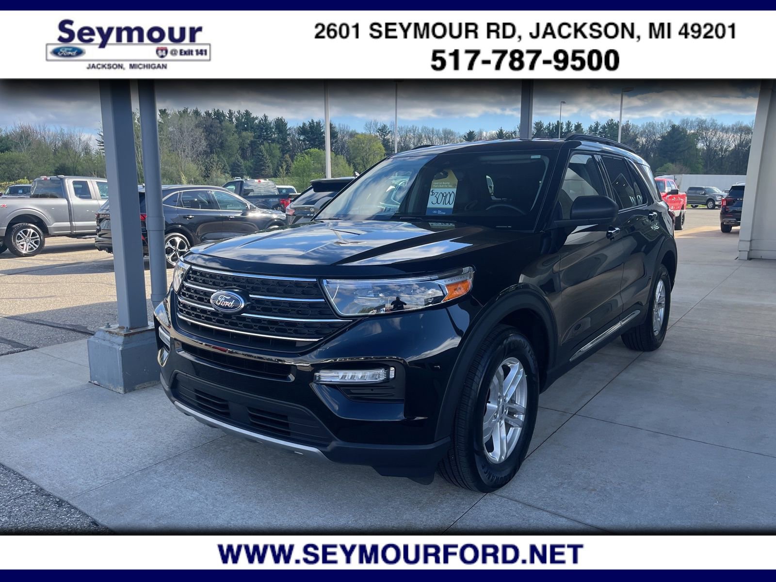 Certified 2023 Ford Explorer XLT AWD/4WD image 1