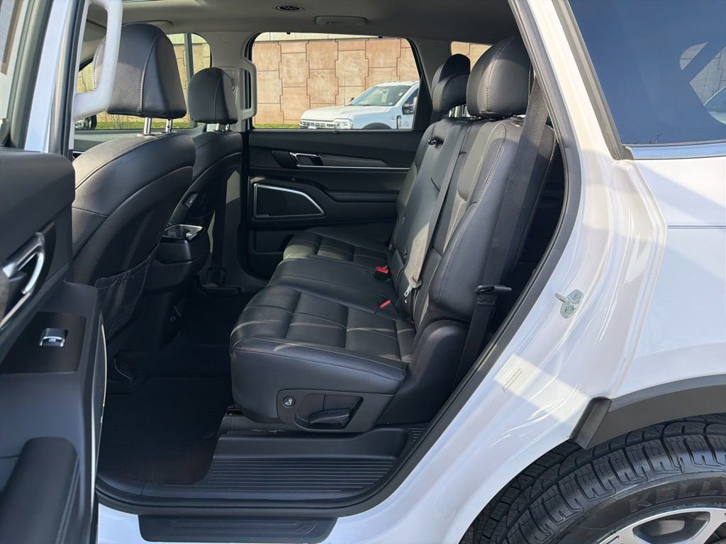 Used 2022 Kia Telluride EX FWD image 21