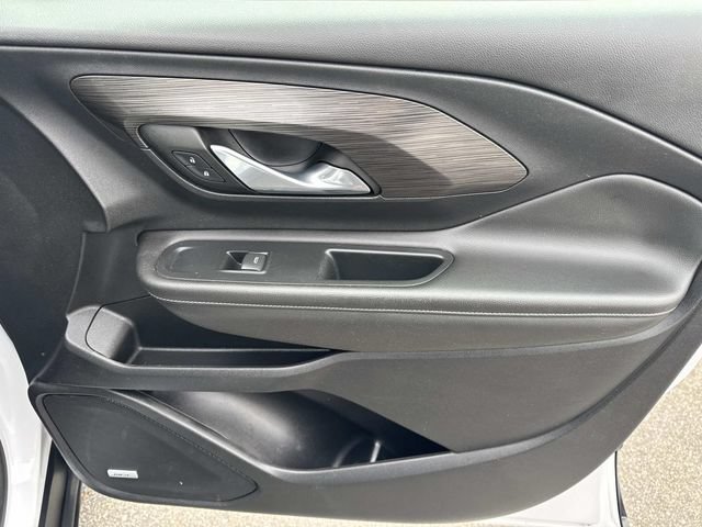 Used 2022 GMC Terrain SLT w/ Infotainment Package II FWD image 34