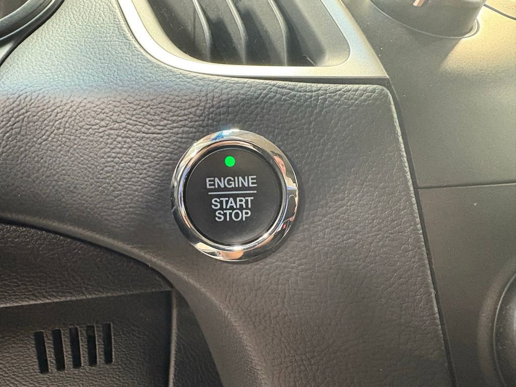 Certified 2019 Ford Edge SE image 31