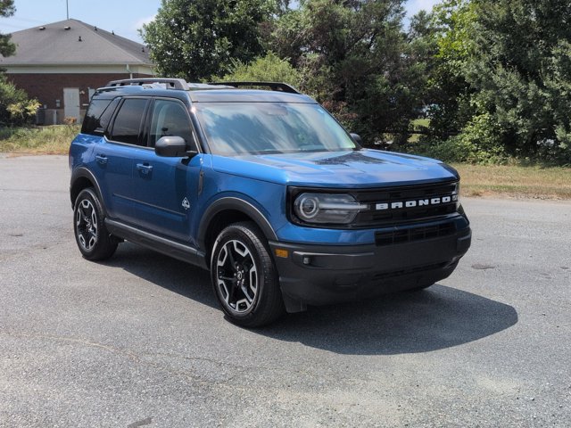 Certified 2023 Ford Bronco Sport Outer Banks AWD/4WD image 2