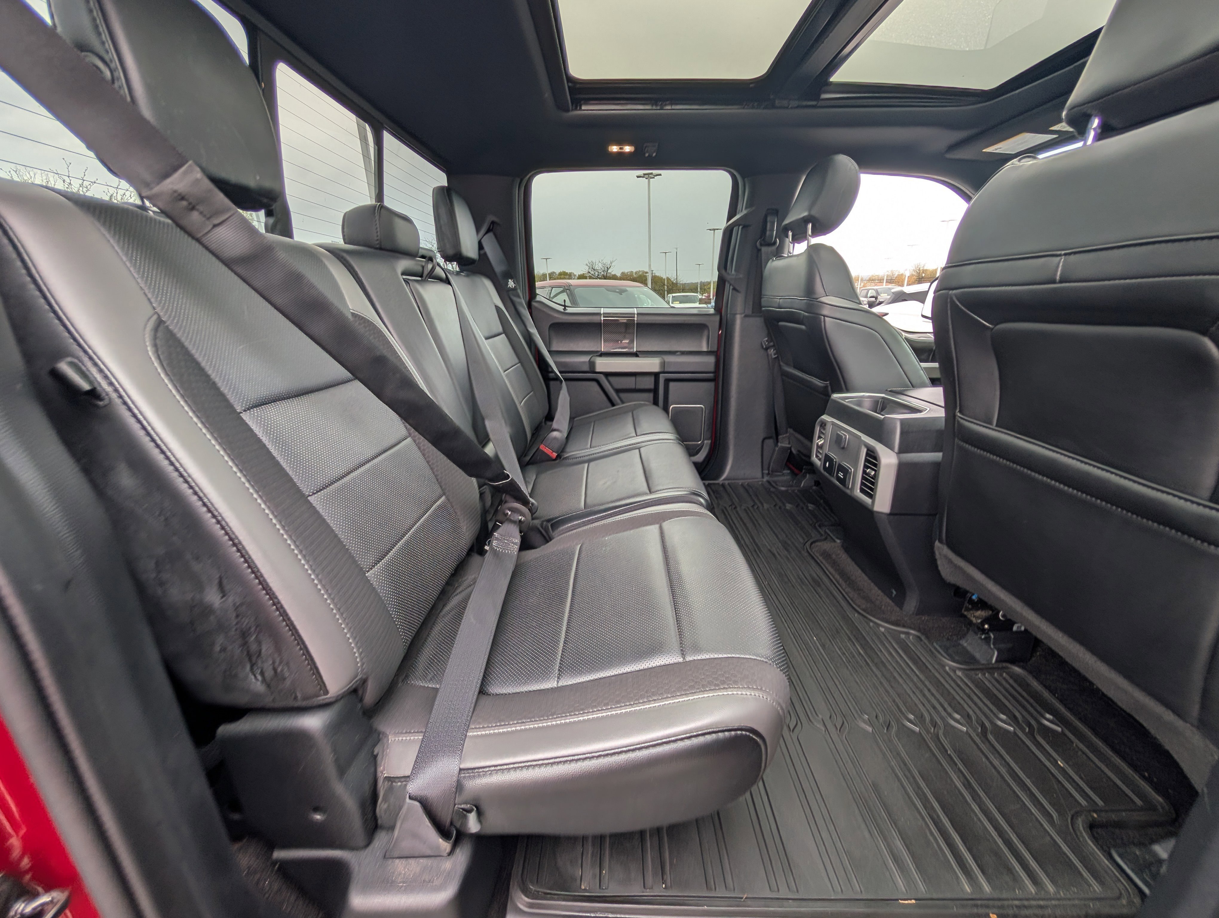 Certified 2019 Ford F150 Raptor w/ Equipment Group 802A Luxury image 11