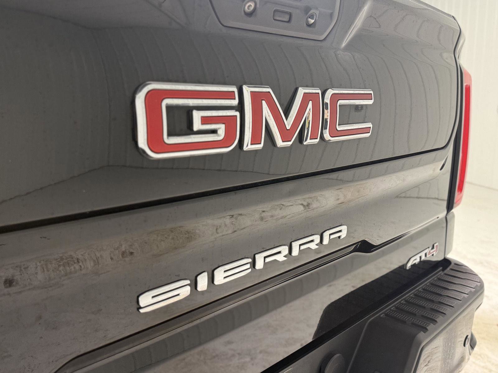 Used 2022 GMC Sierra 1500 AT4 w/ AT4 Premium Package image 52