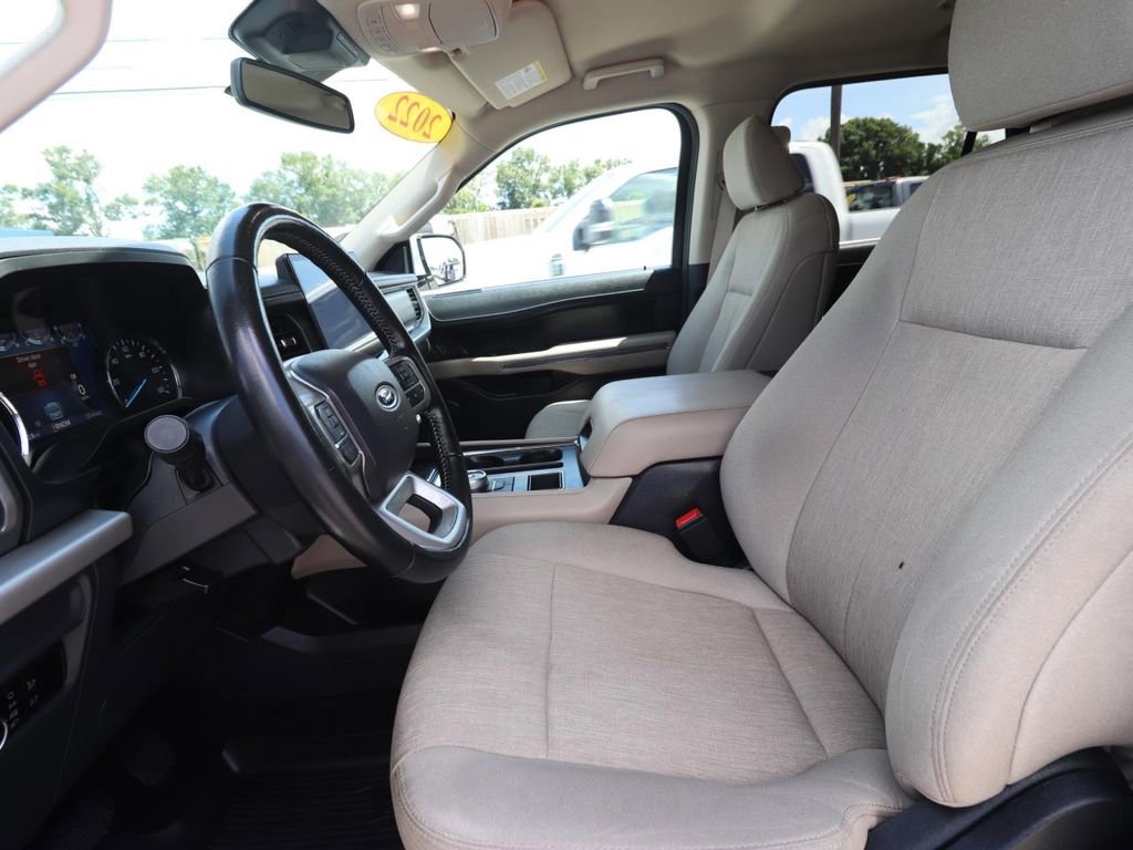 Certified 2022 Ford Expedition XLT RWD image 2