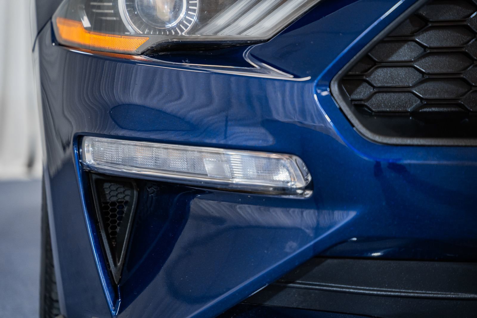 Certified 2019 Ford Mustang Coupe image 10