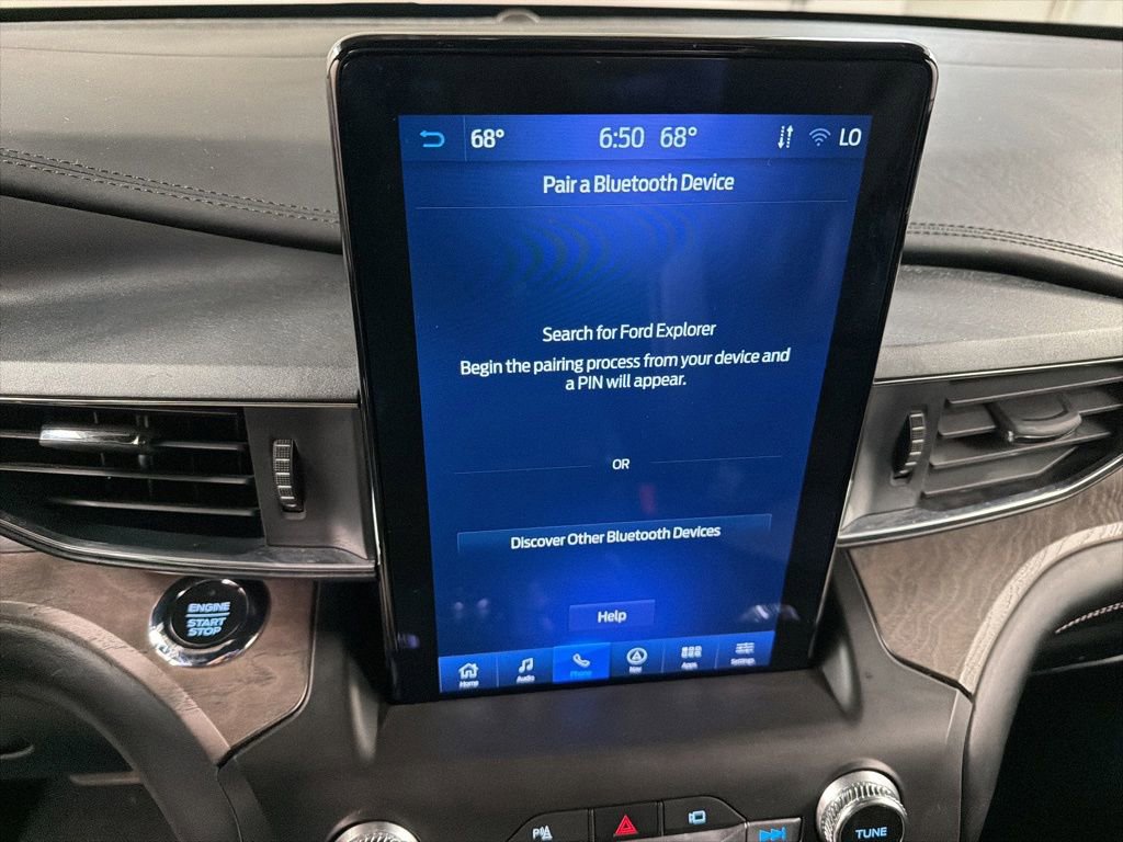 Certified 2020 Ford Explorer Platinum w/ Premium Technology Package AWD/4WD image 10