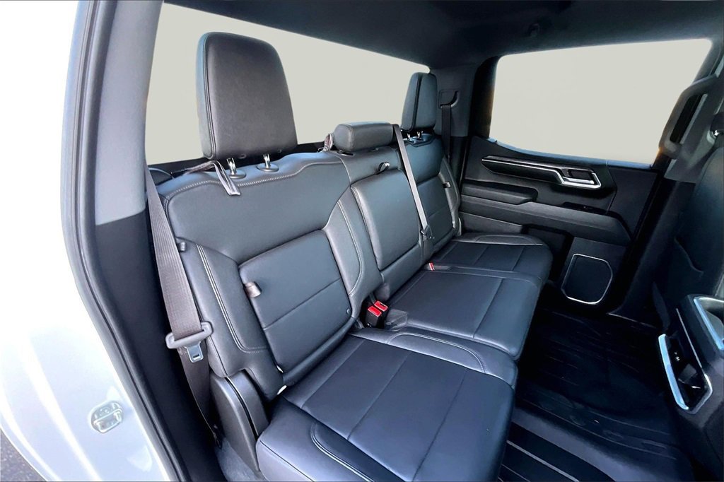Used 2023 Chevrolet Silverado 1500 LTZ image 28