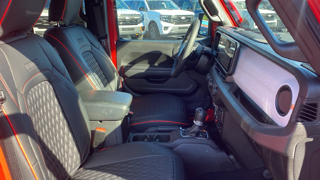 Used 2025 Jeep Wrangler Unlimited Sport S 4xe AWD/4WD image 12