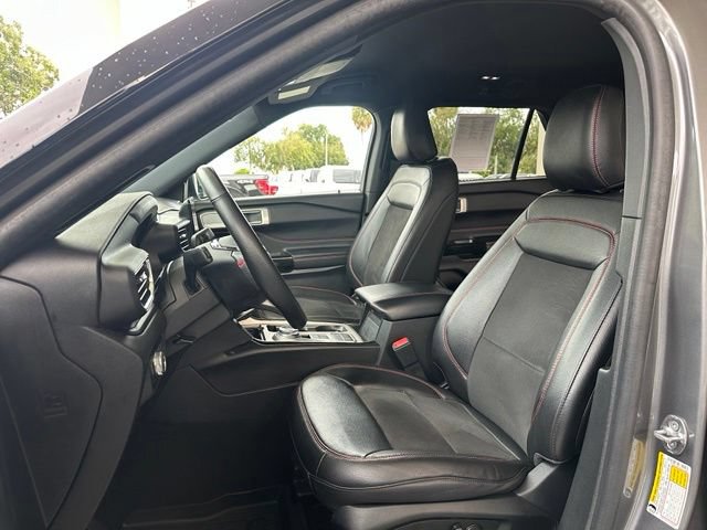 Certified 2023 Ford Explorer ST-Line w/ Class IV Trailer Tow Package RWD image 14