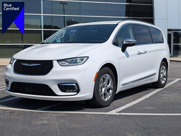 Used 2023 Chrysler Pacifica Limited image 1