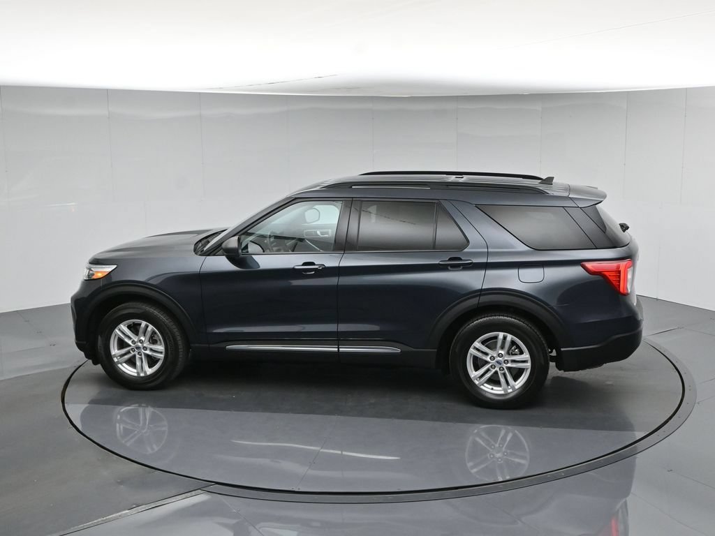 Certified 2023 Ford Explorer XLT RWD image 57