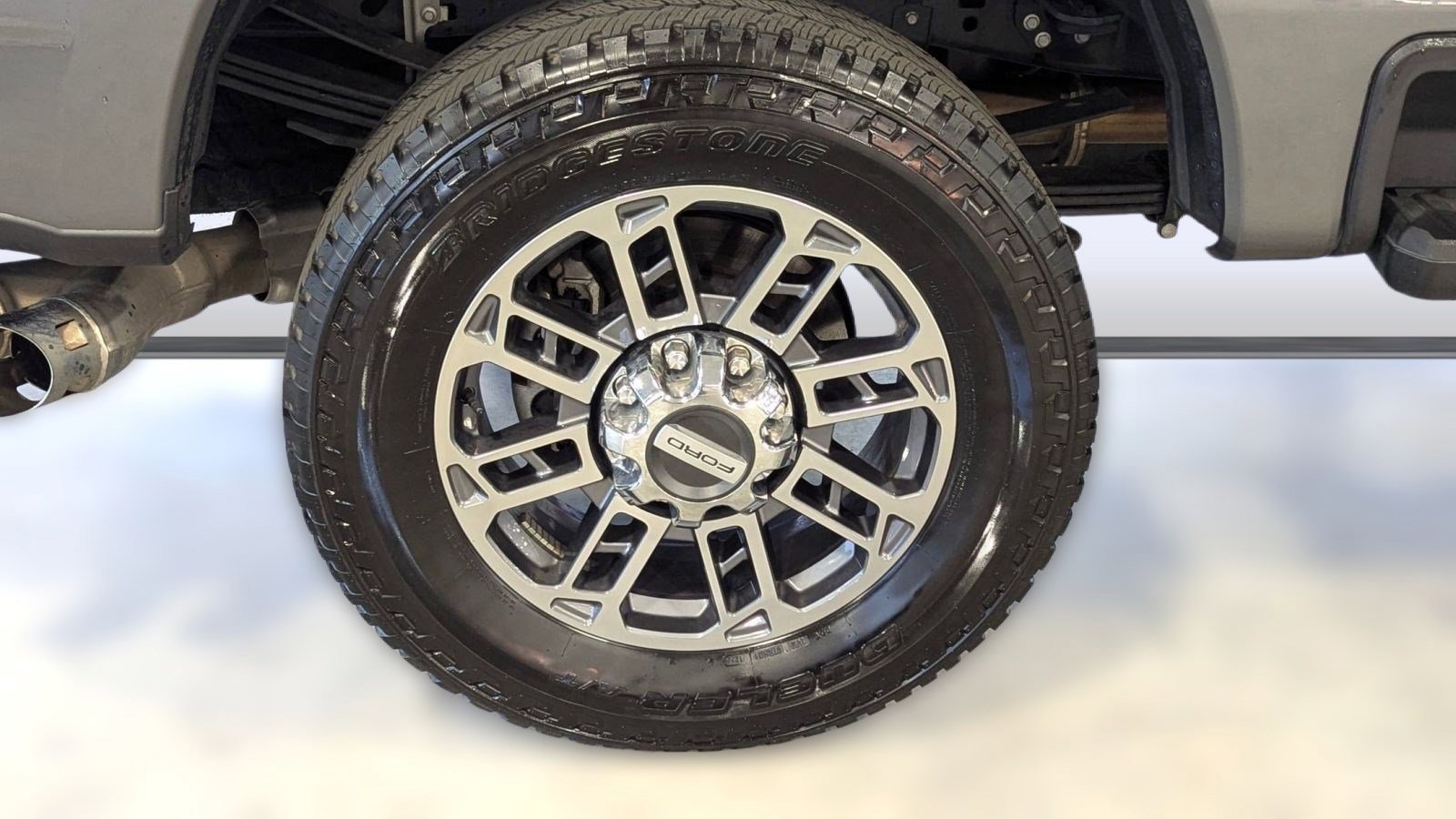 Certified 2025 Ford F350 Platinum w/ Platinum Plus Package image 11