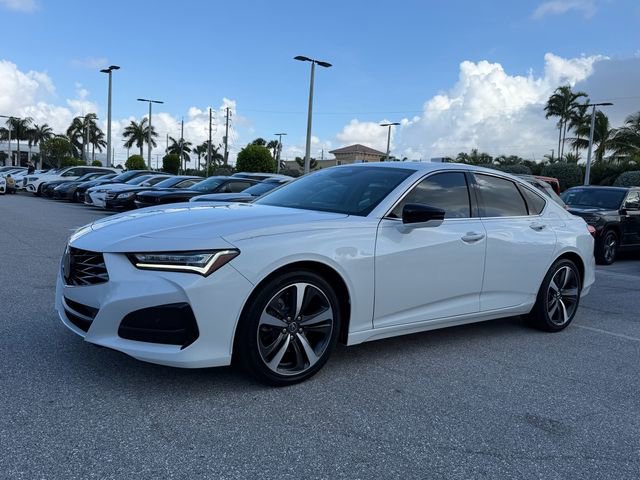 Used 2025 Acura TLX w/ Technology Package FWD image 3