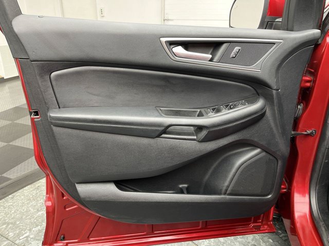 Certified 2021 Ford Edge SEL w/ Convenience Package AWD/4WD image 9