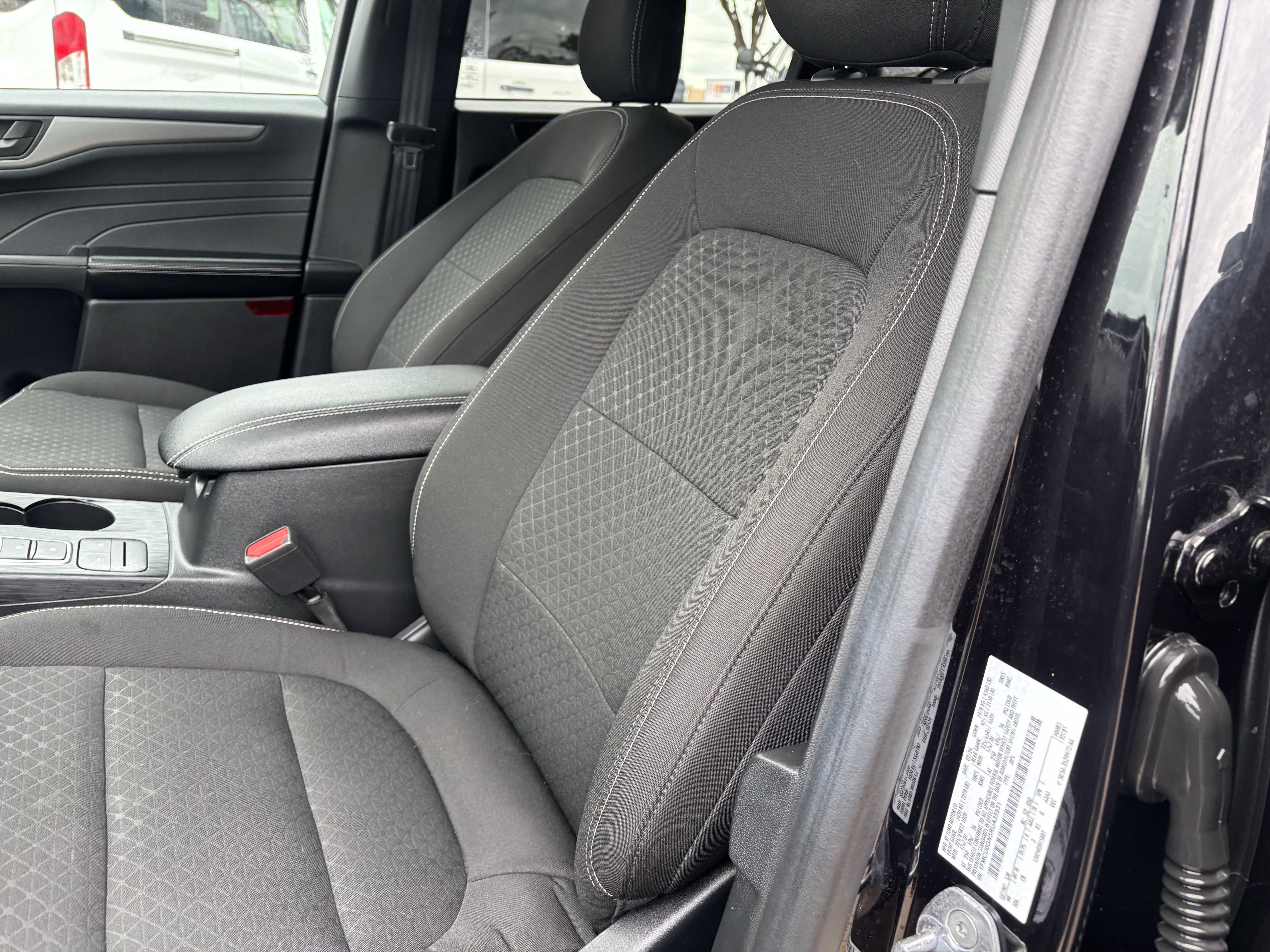 Certified 2024 Ford Escape Active FWD image 11