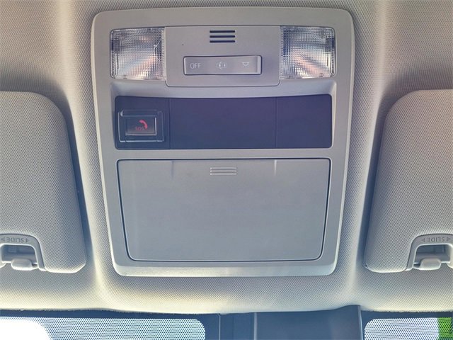 Used 2020 Toyota Tacoma 2WD Double Cab image 18