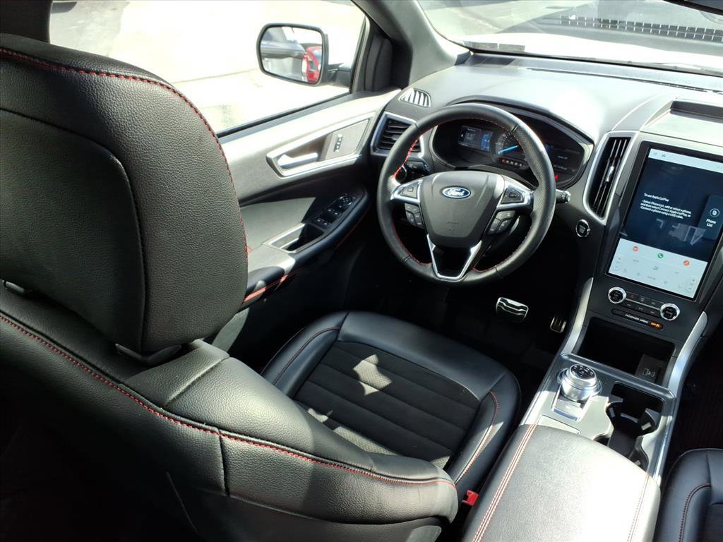 Certified 2024 Ford Edge ST-Line image 16