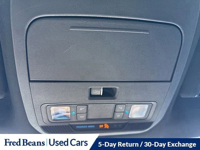 Certified 2022 Ford F150 XLT w/ Equipment Group 302A High image 38