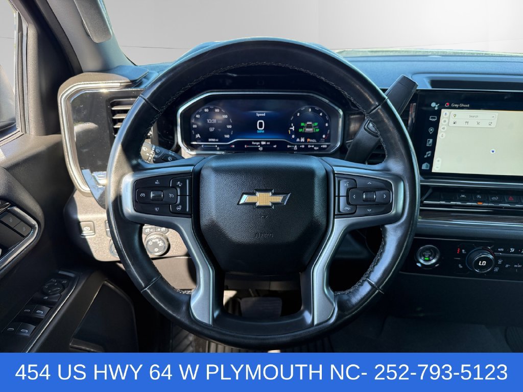 Used 2024 Chevrolet Silverado 1500 LT AWD/4WD image 12
