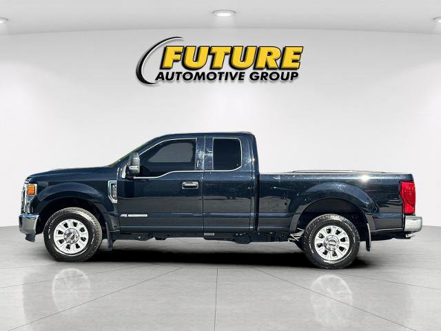 Certified 2022 Ford F250 XLT w/ XLT Value Package RWD image 6