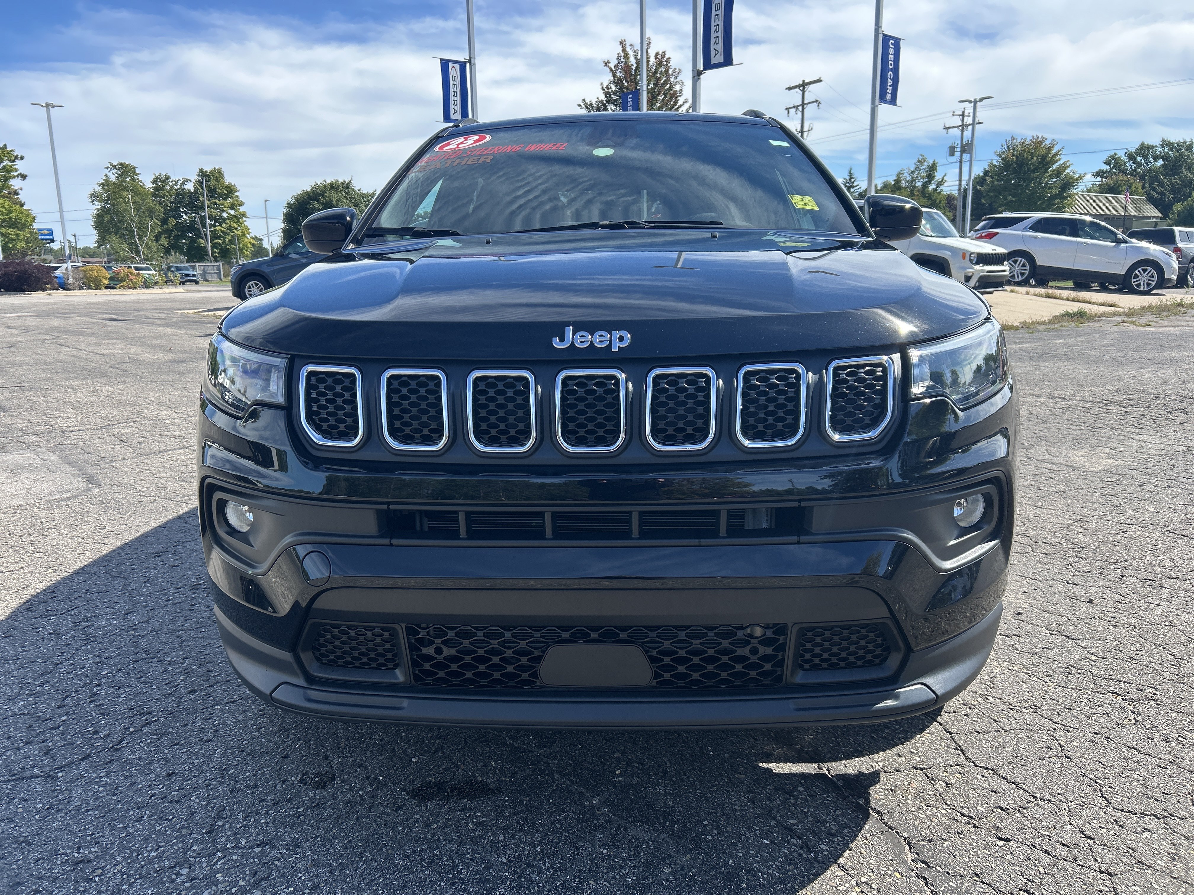 Used 2023 Jeep Compass Latitude AWD/4WD image 8