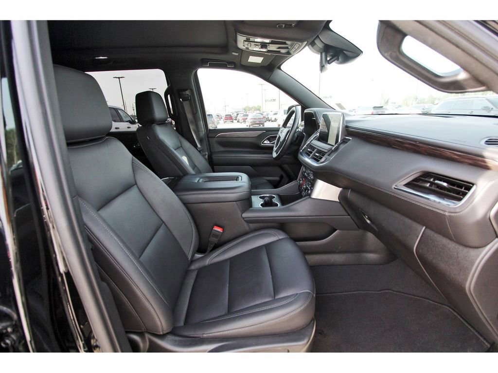 Used 2023 Chevrolet Tahoe LT w/ Luxury Package image 29