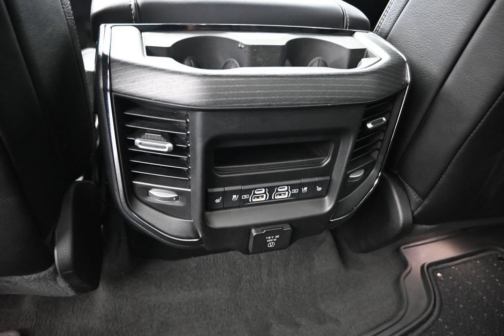 Used 2024 RAM 1500 Limited AWD/4WD image 13