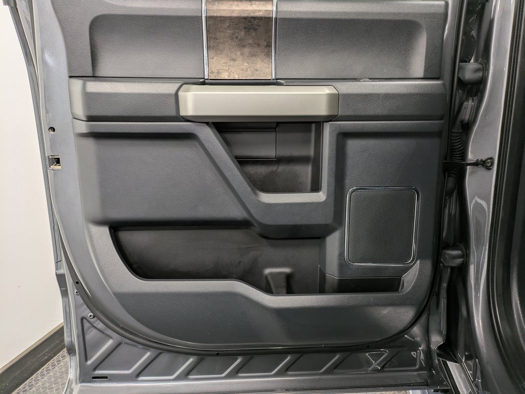 Certified 2022 Ford F250 Lariat w/ Chrome Package image 22