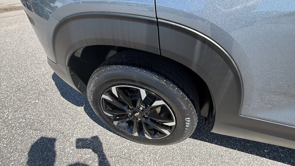 Used 2022 Chevrolet TrailBlazer LT FWD image 11