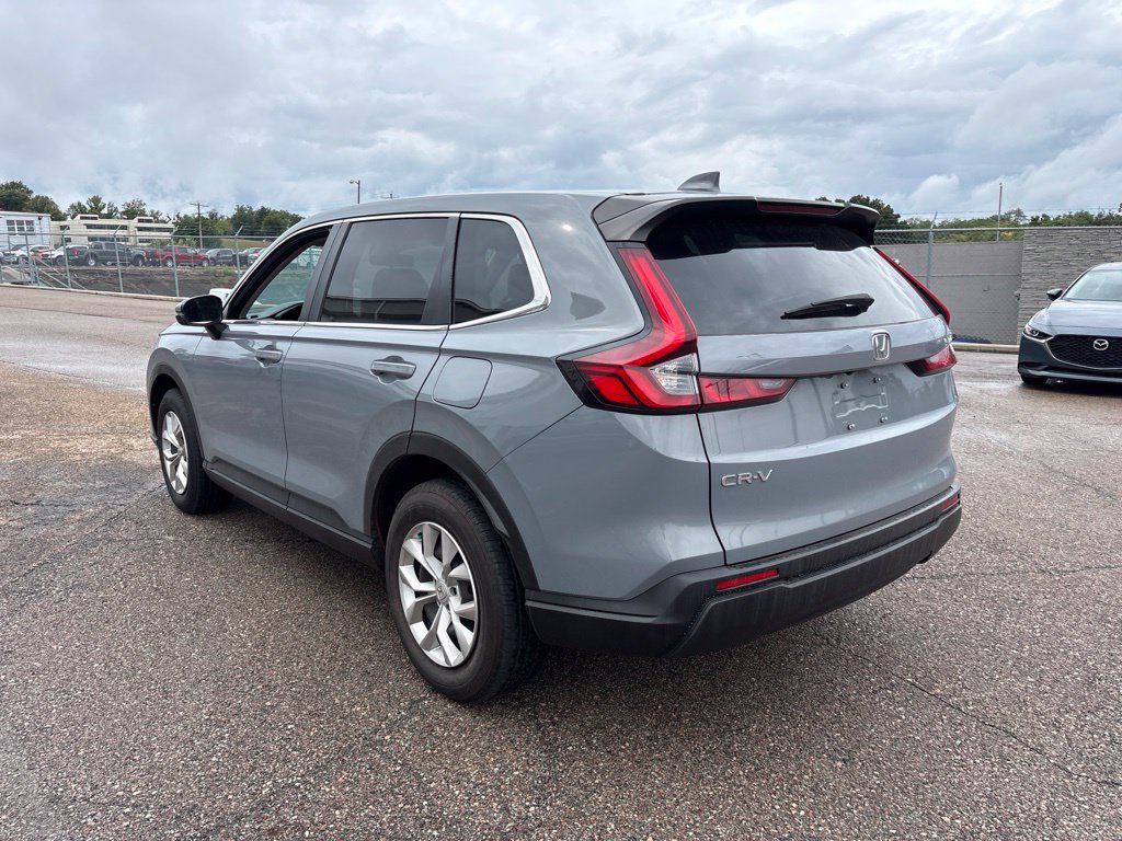 Used 2025 Honda CR-V LX image 5