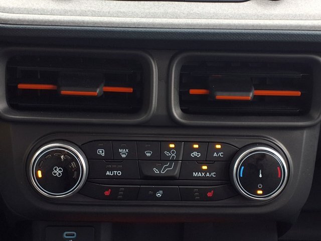 Certified 2023 Ford Maverick XLT w/ XLT Luxury Package FWD image 11