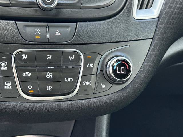 Used 2023 Chevrolet Malibu LT FWD image 26