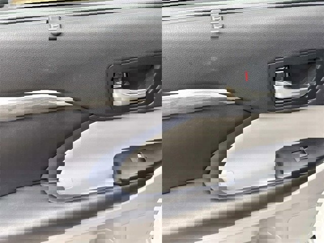 Used 2019 Toyota Highlander Limited image 22