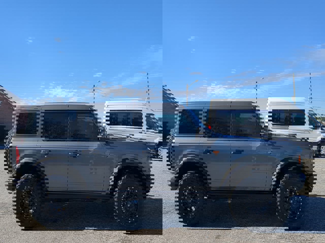 Certified 2024 Ford Bronco Badlands image 2