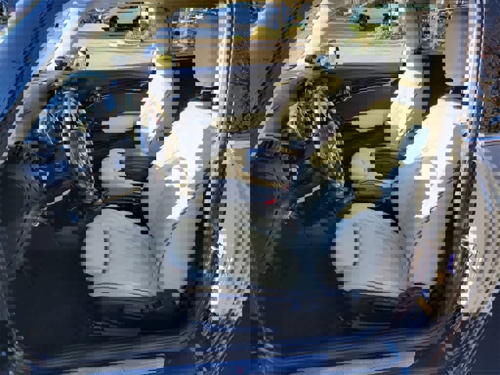 Used 2019 MINI Cooper S image 11