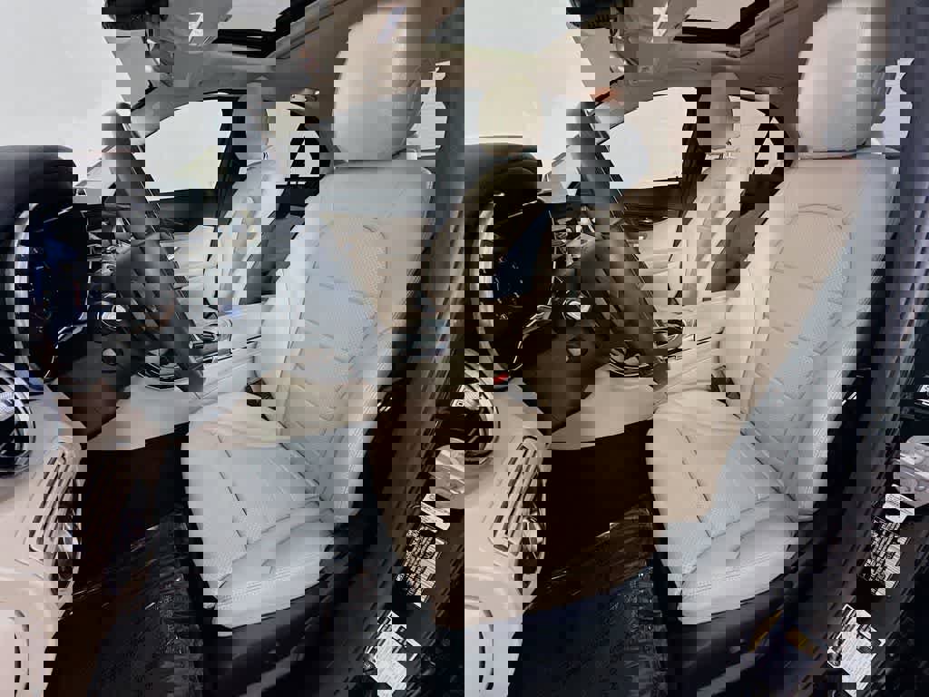 Used 2021 Mercedes-Benz C 300 Sedan image 12