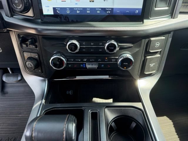Certified 2022 Ford F150 Platinum w/ Equipment Group 701A High AWD/4WD image 18