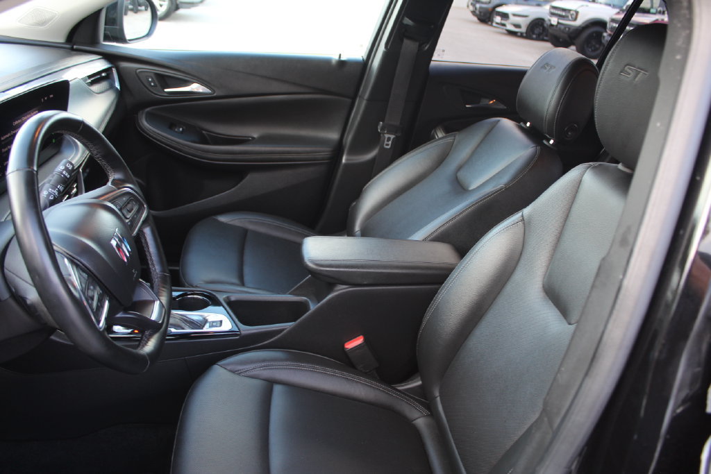 Used 2024 Buick Encore GX Sport Touring w/ Comfort Package FWD image 13