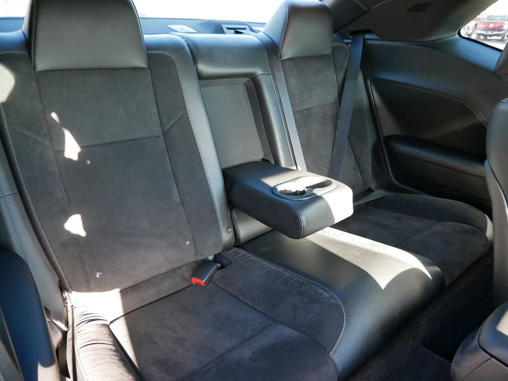 Used 2018 Dodge Challenger T/A RWD image 9