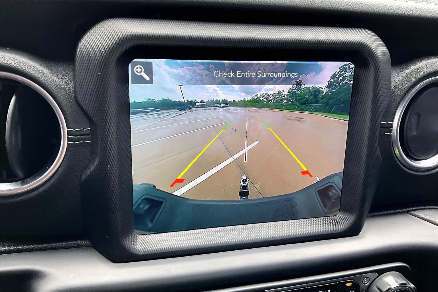 Used 2021 Jeep Gladiator Overland AWD/4WD image 27