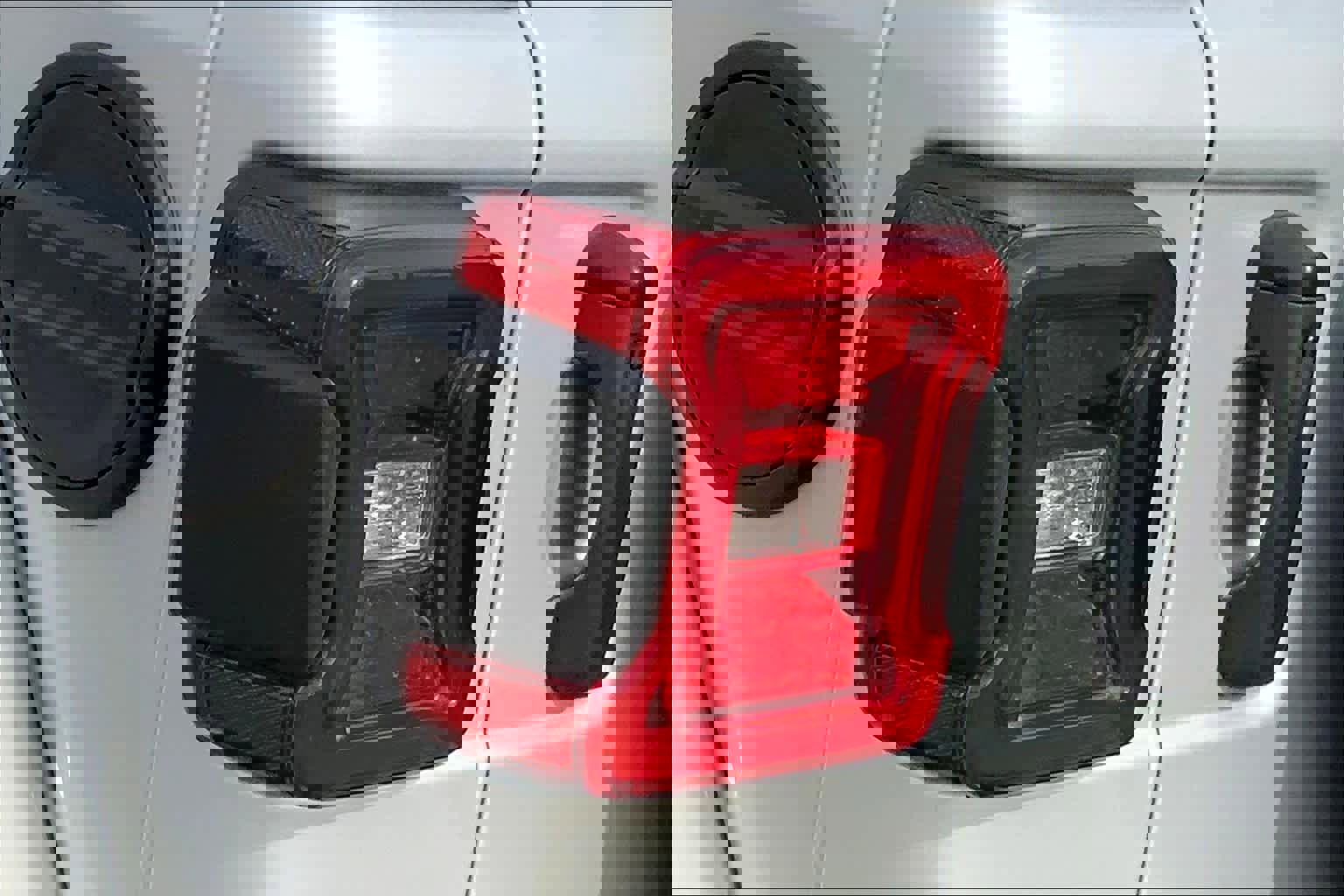 Used 2022 Jeep Wrangler Unlimited Rubicon 4xe w/ Steel Bumper Group image 51