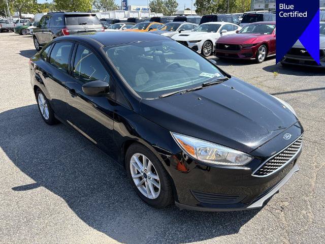Certified 2018 Ford Focus SE FWD image 3