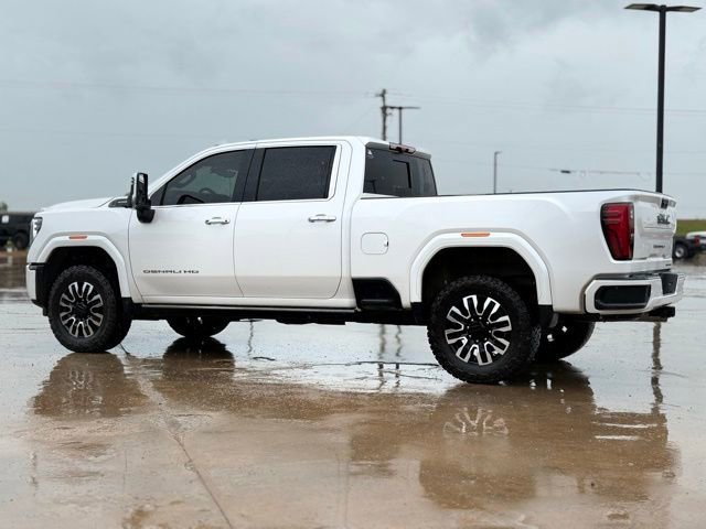 Used 2025 GMC Sierra 3500 Denali Ultimate AWD/4WD image 5