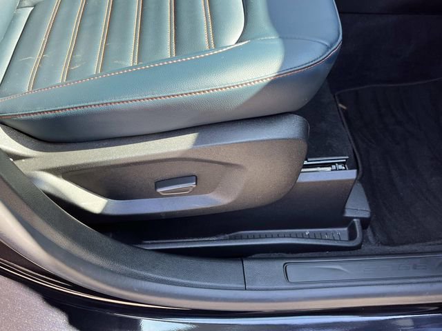 Certified 2024 Ford Edge SEL w/ Sport Appearance Package image 25