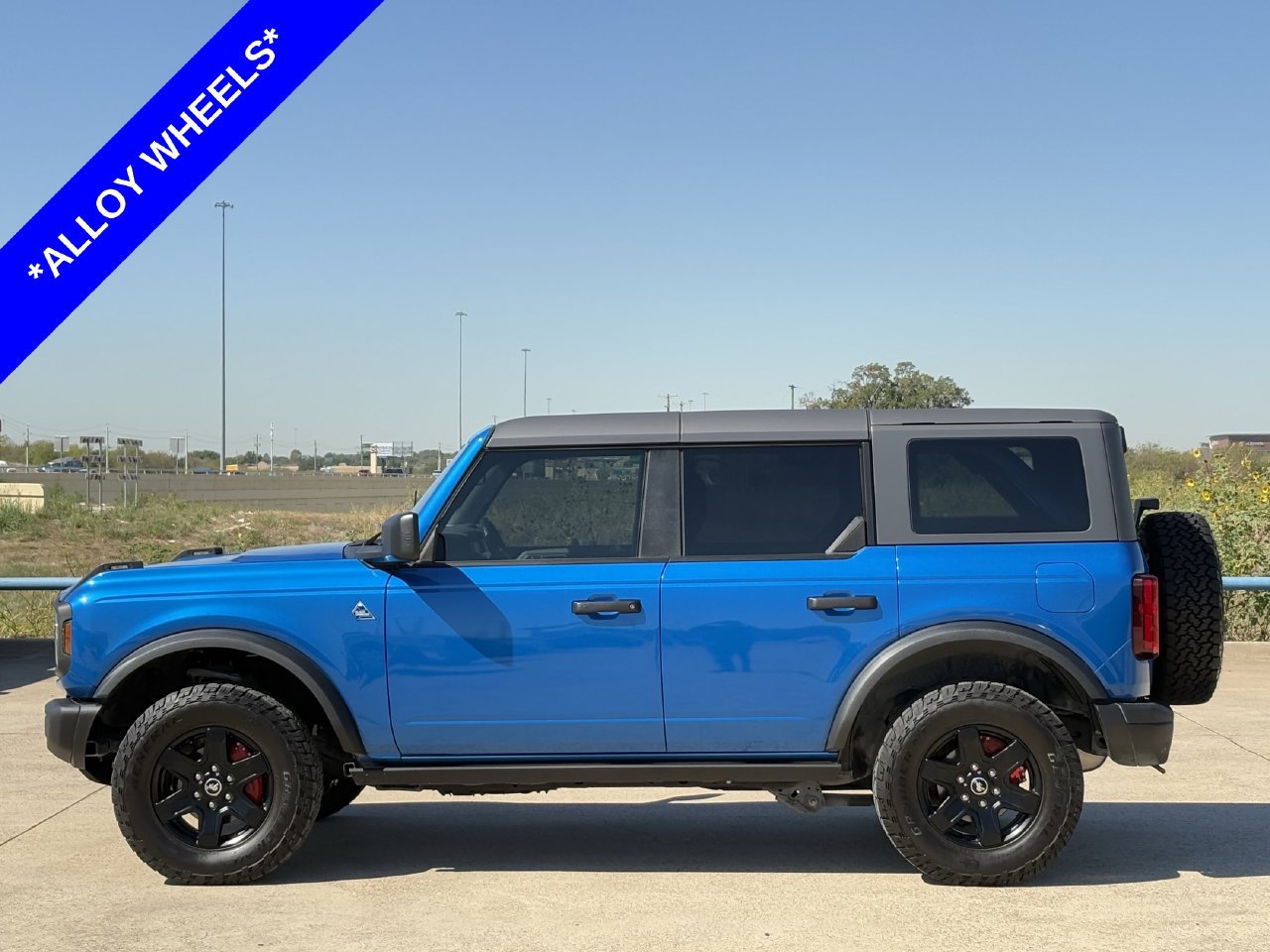 Certified 2024 Ford Bronco Black Diamond AWD/4WD image 3