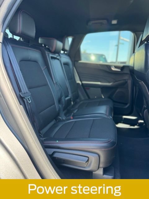 Certified 2026 Ford Escape ST-Line AWD/4WD image 25